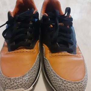 A pair of Nike Air Safari's